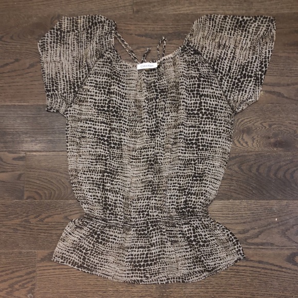 Calvin Klein Printed Sheer Peplum Top - Picture 7 of 8